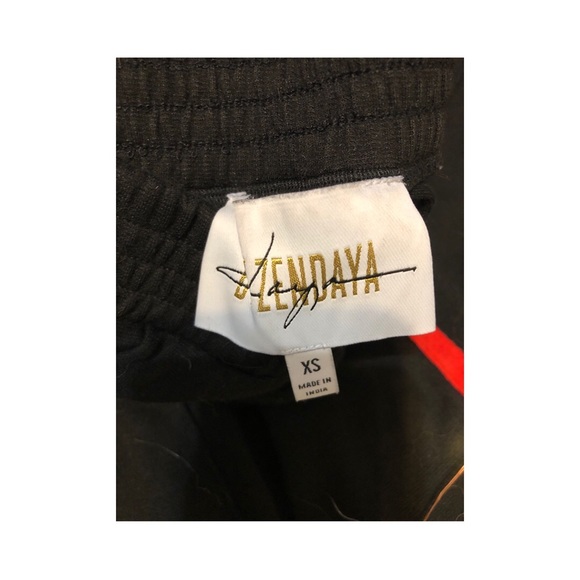 Daya by Zendaya sweat pants - Picture 2 of 2